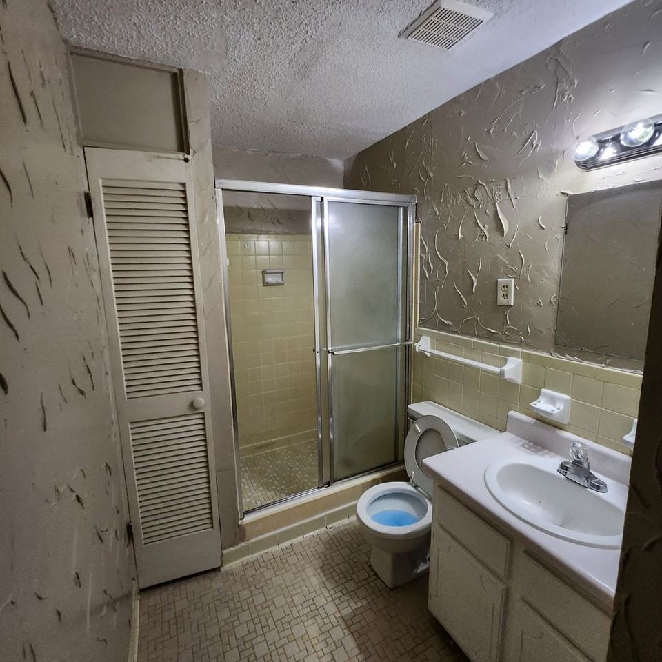 2835 Los Gatos Ct #3 - Photo 6 of 8