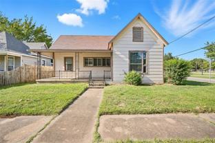 1025 E Chaffin St - Photo 1 of 1