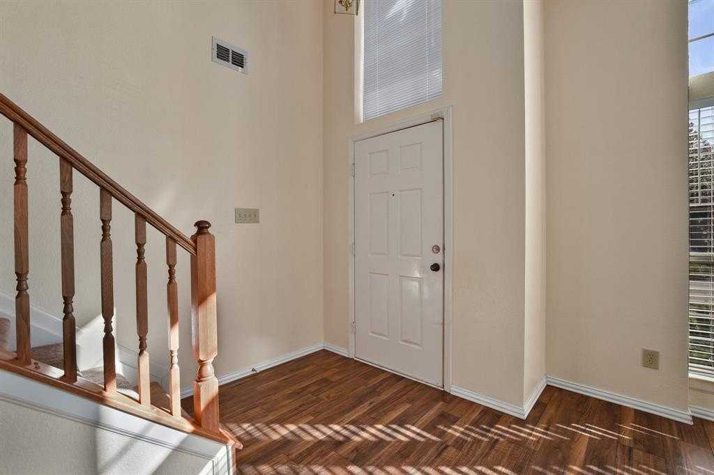 3325 Windchase Dr - Photo 4 of 26