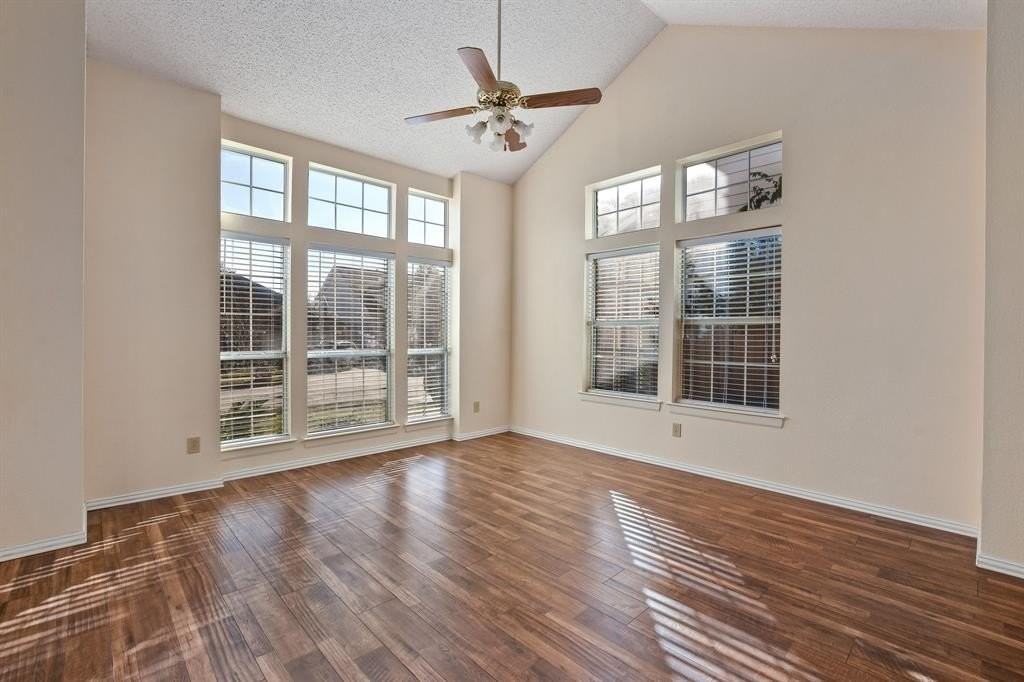 3325 Windchase Dr - Photo 6 of 26