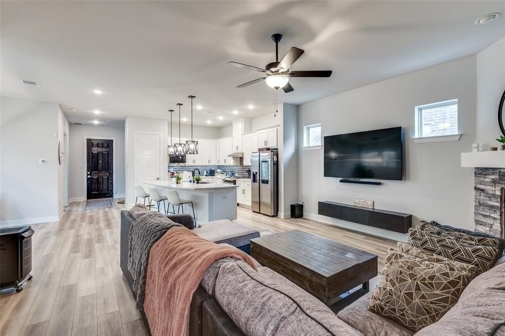 9349 Loggerhead Way - Photo 4 of 18