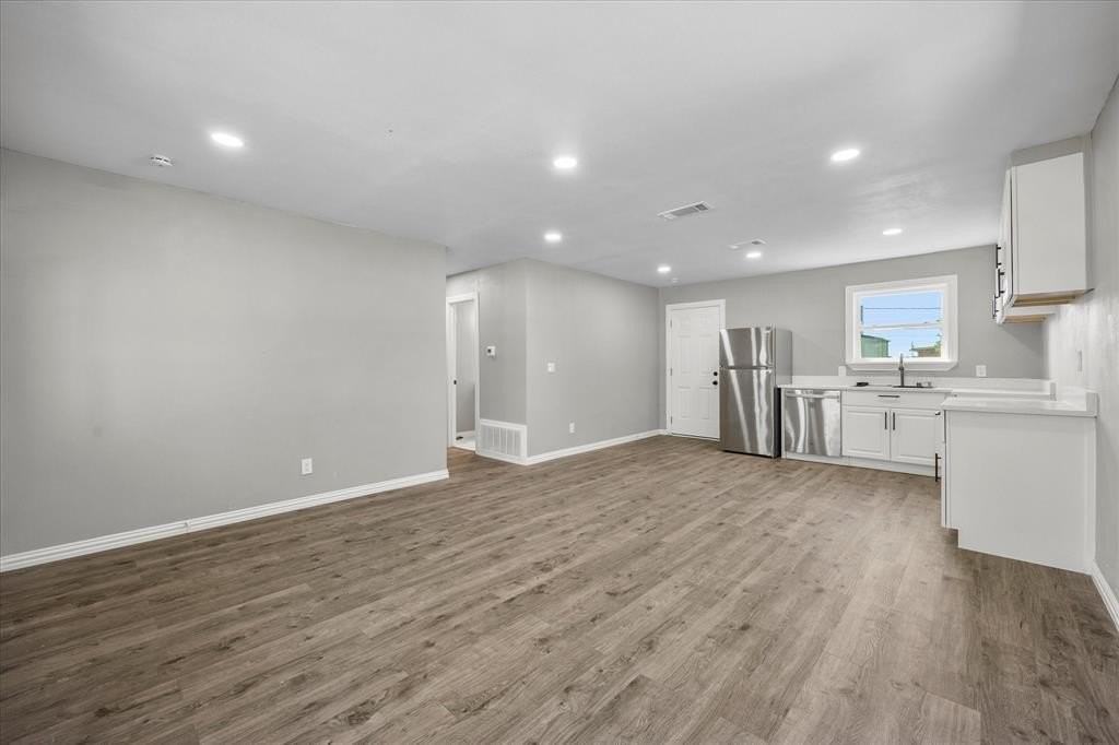 445 Canal - Photo 7 of 20