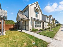 featured image of 9525 Thorncrown Ln