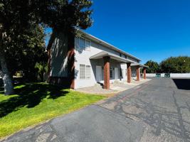 featured image of 1221 S 75th Ave