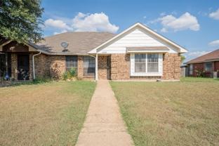 2908 Stonycroft Dr - Photo 1 of 1