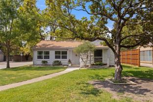 9103 Forest Hills Blvd - Photo 1 of 1