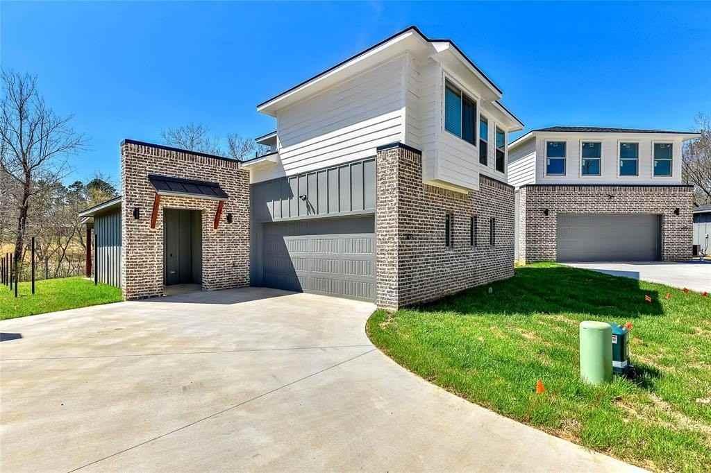 3060 W Crawford St #501 - Photo 5 of 19