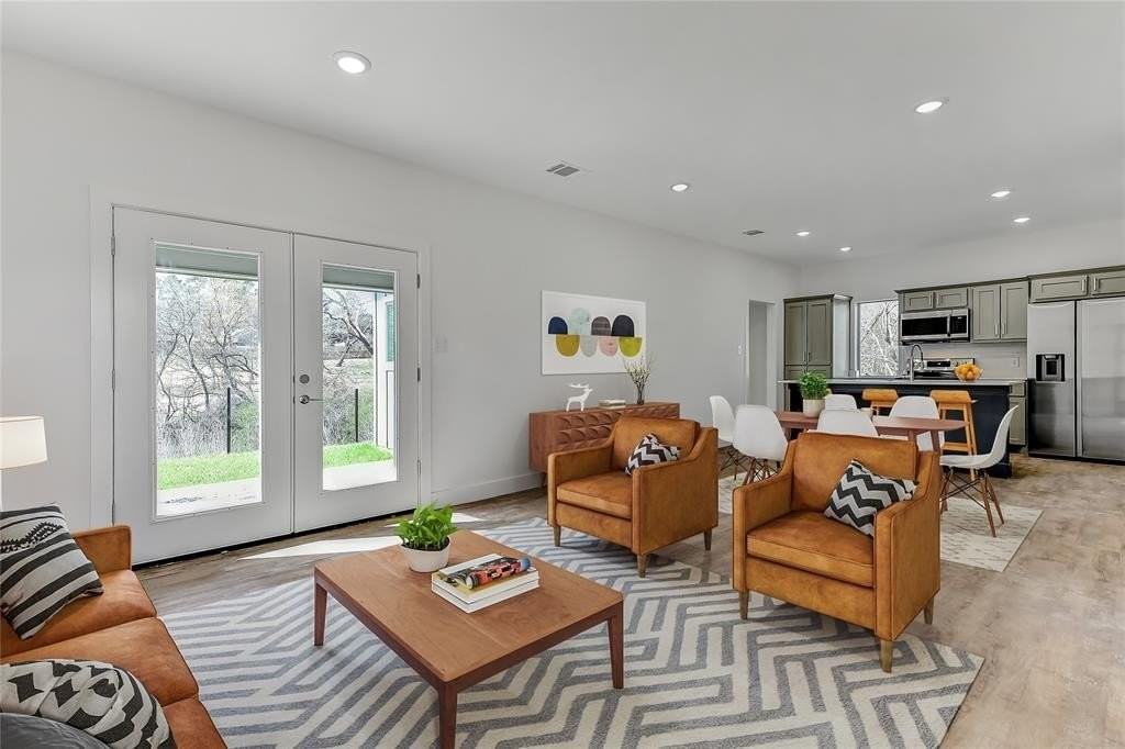 3060 W Crawford St #501 - Photo 6 of 19