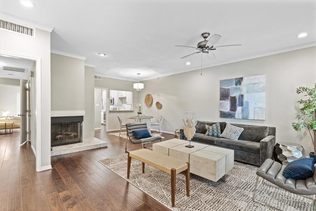 4403 Bellaire Dr S #224S - Photo 3 of 15