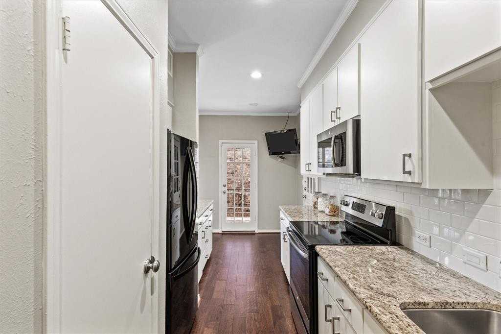 4403 Bellaire Dr S #224S - Photo 7 of 15