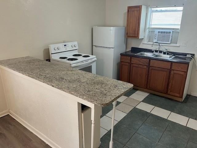 821 Bayport Dr - Photo 7 of 15