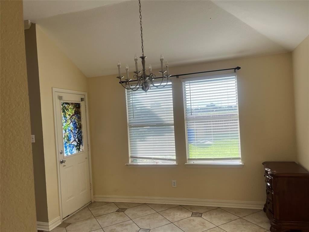 430 Chinaberry Trl - Photo 3 of 27