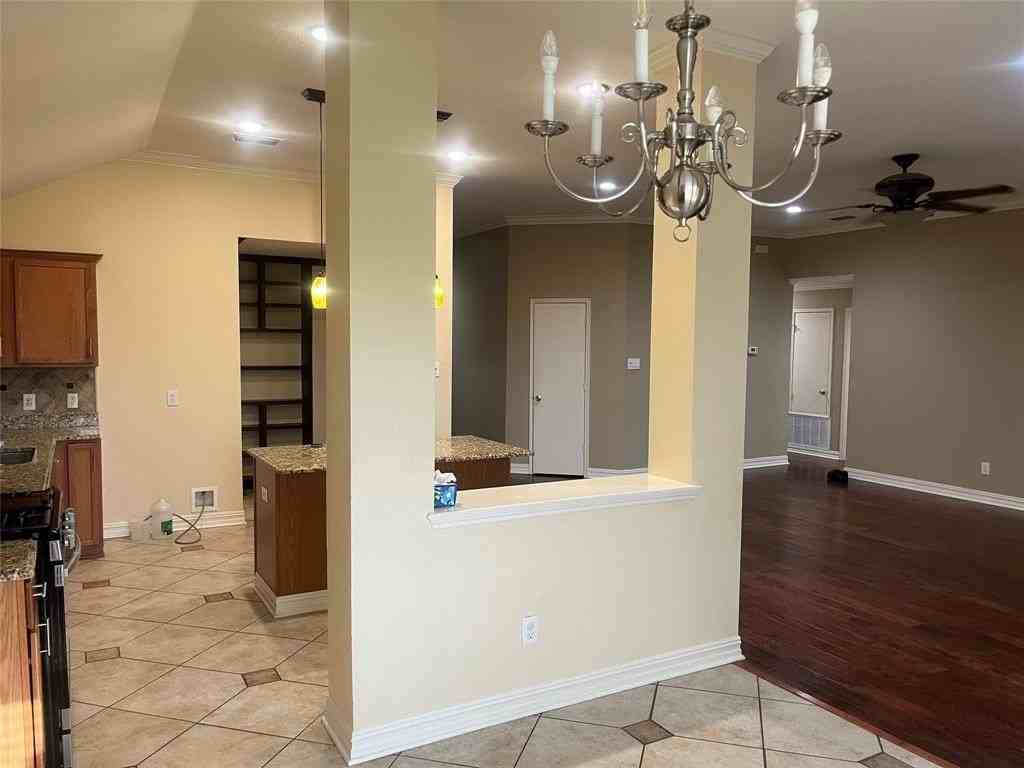 430 Chinaberry Trl - Photo 4 of 27