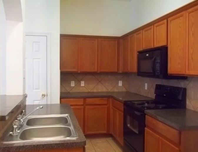 1208 Redman Ave - Photo 5 of 10