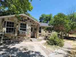 featured image of 1103 Belew St