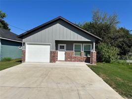 featured image of 3307 Langford St