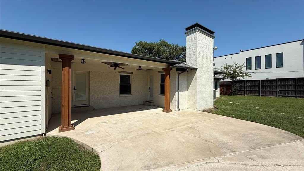 6458 Royal Ln - Photo 5 of 28