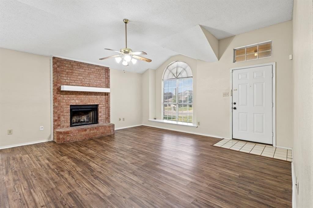 5209 Livermore Dr - Photo 2 of 23