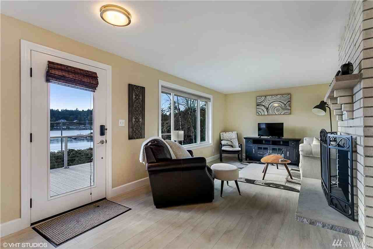 3615 East Bay Drive Northwest - Photo 7 of 17