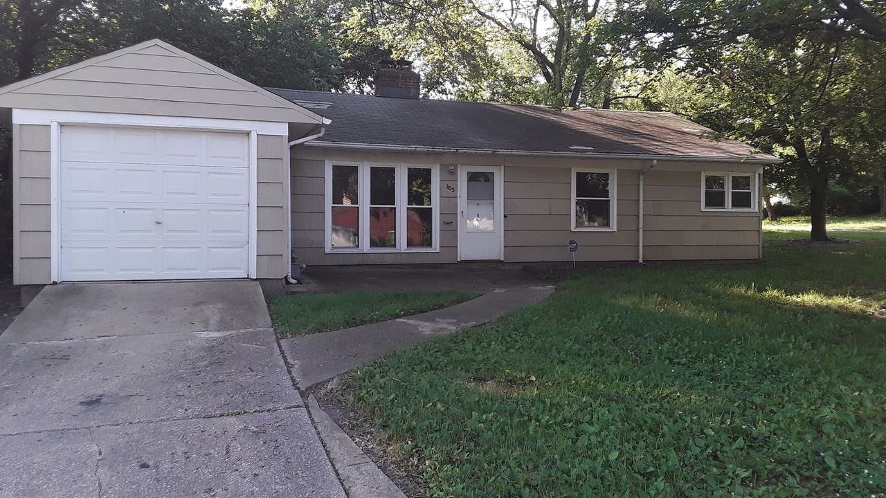 305 Meota Street - Photo 3 of 8