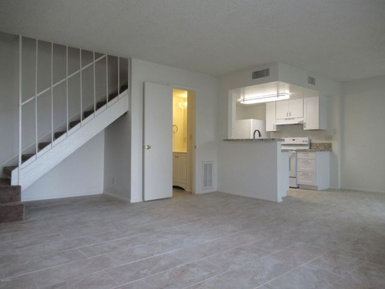 1812 Montana Vis - Photo 2 of 11