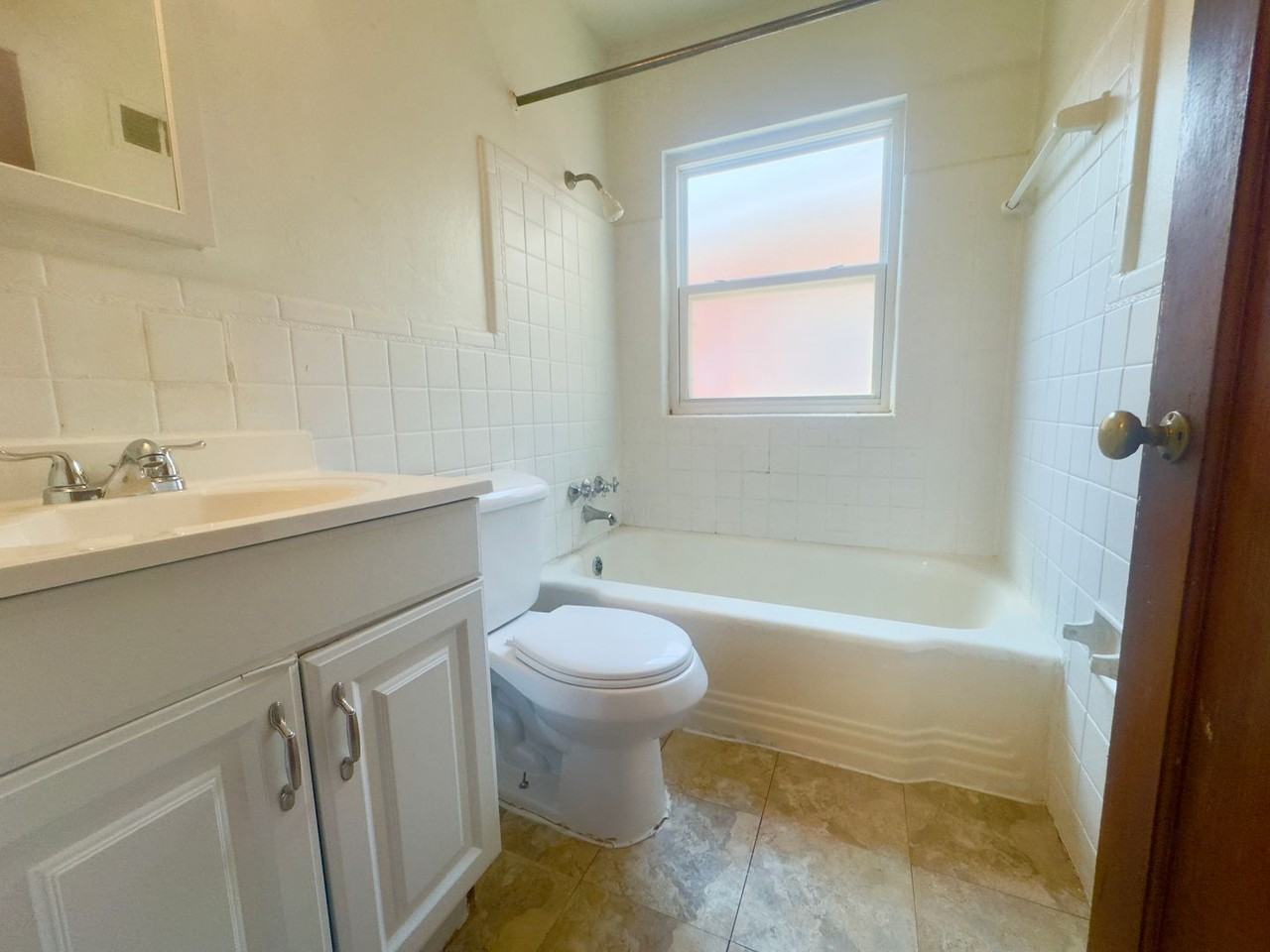 1104 Riverview Boulevard - Photo 6 of 25