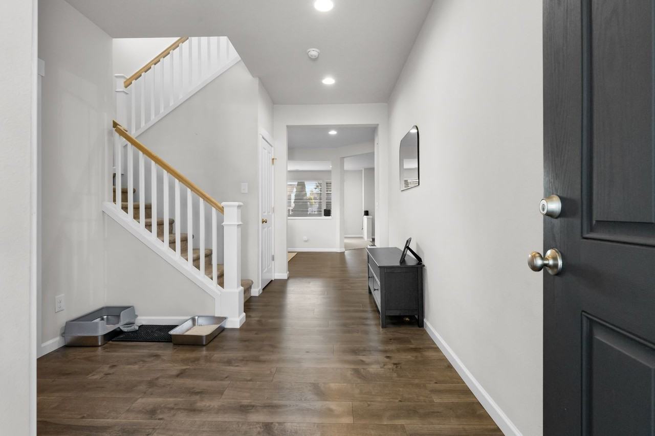1019 31st St Nw - Photo 3 of 29