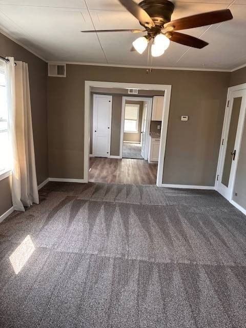 3819 S 48th St #3 - Photo 4 of 8