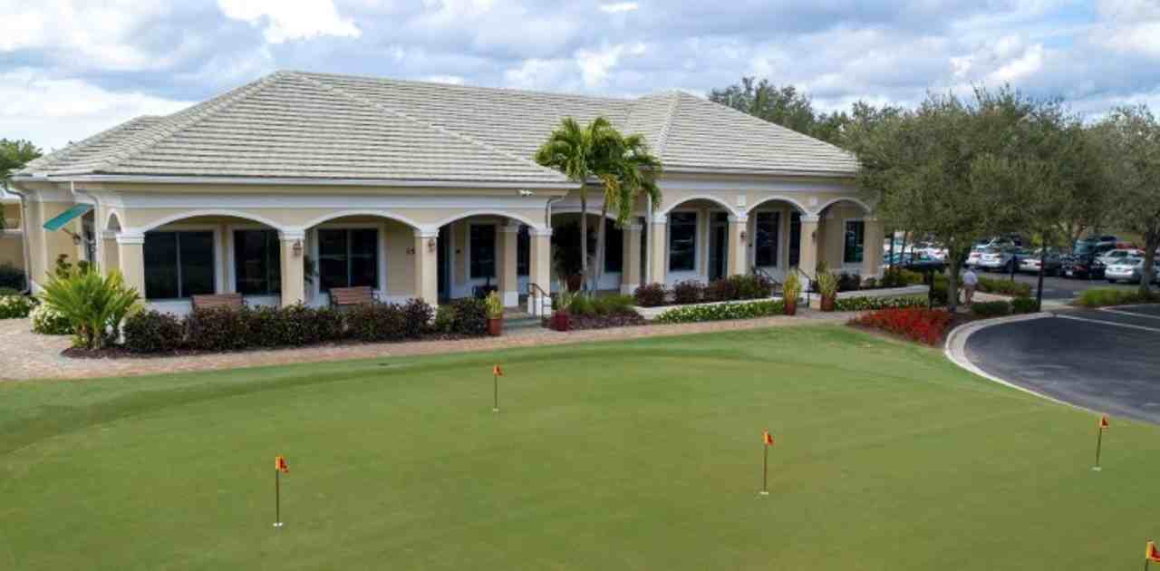 3910 Jasmine Lake Cir - Photo 3 of 32