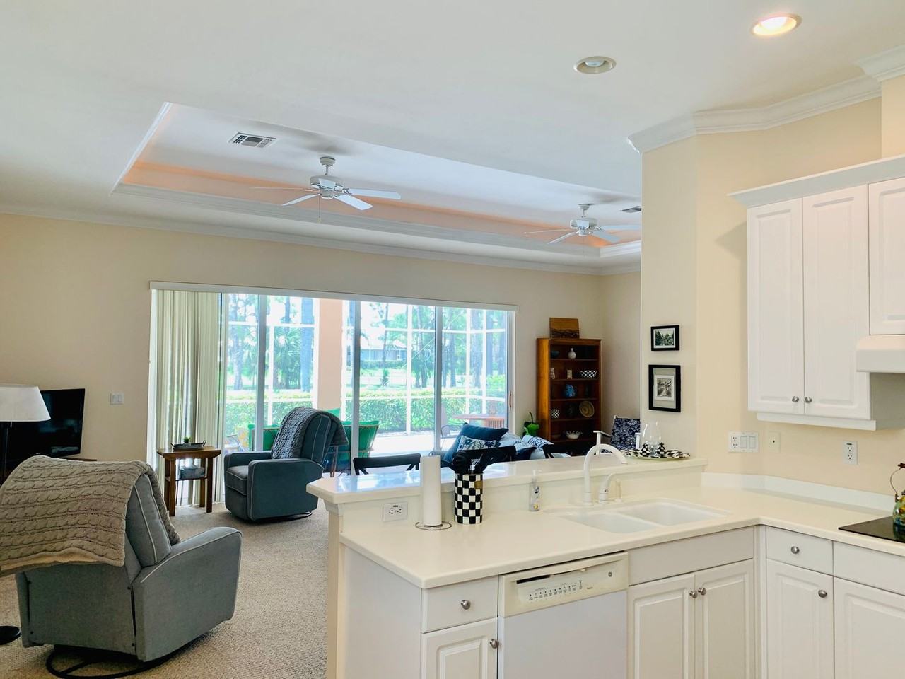 3910 Jasmine Lake Cir - Photo 7 of 32