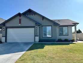 2100 N Thorndale Ave - Photo 1 of 1