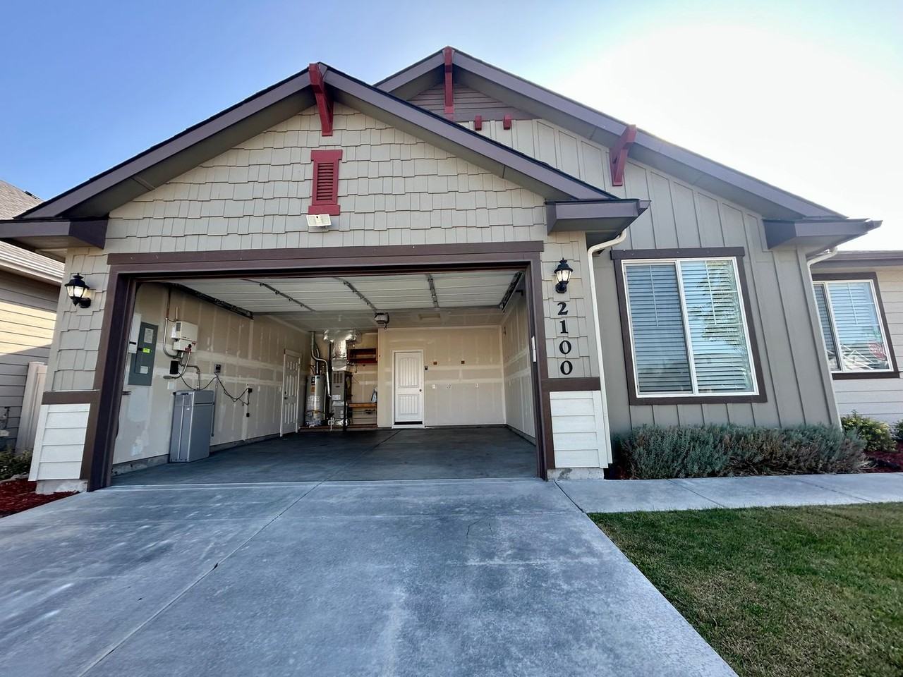 2100 N Thorndale Ave - Photo 5 of 27