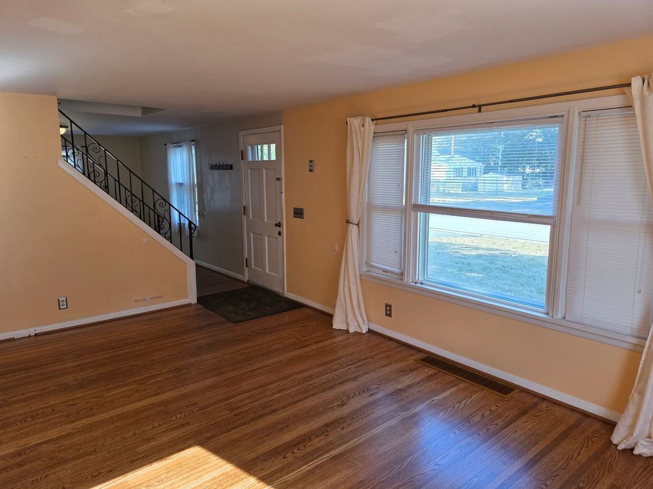 264 Harvest Dr - Photo 6 of 13