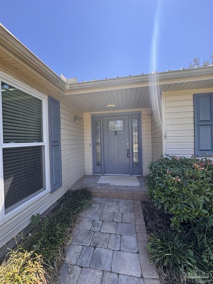 1012 Great Oaks Dr - Photo 3 of 24