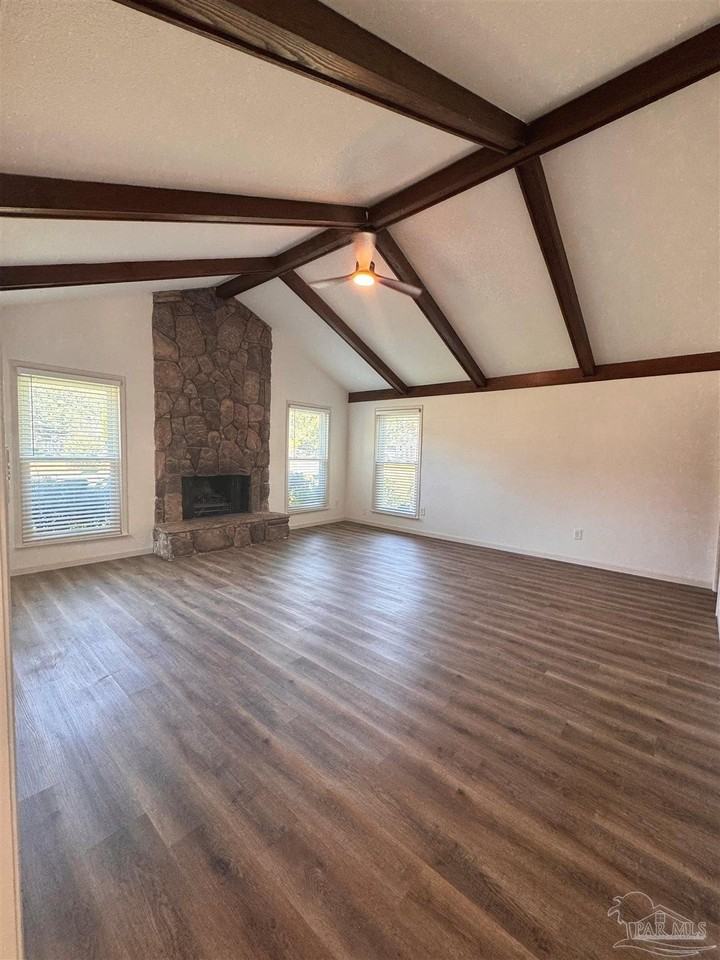 1012 Great Oaks Dr - Photo 4 of 24