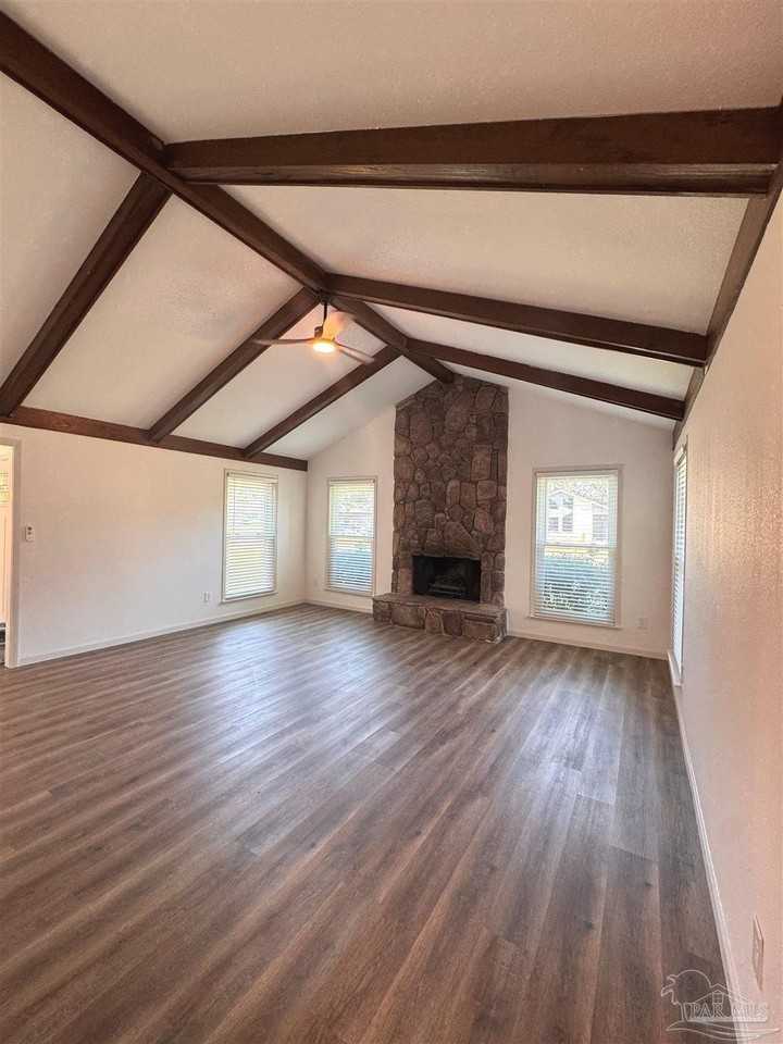 1012 Great Oaks Dr - Photo 5 of 24