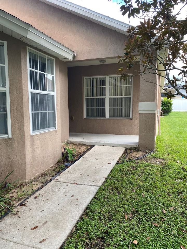 2604 Oneida Loop - Photo 2 of 36