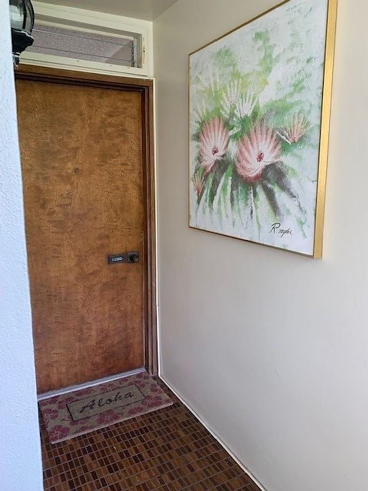 6710 Hawaii Kai Dr - Photo 3 of 34