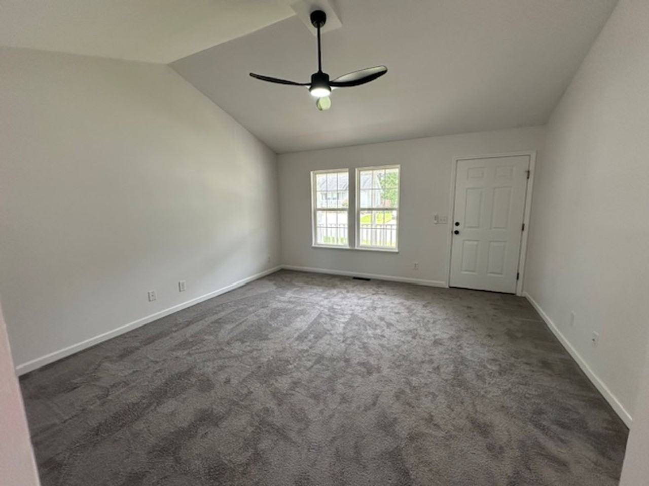410 James Toney Dr - Photo 3 of 26