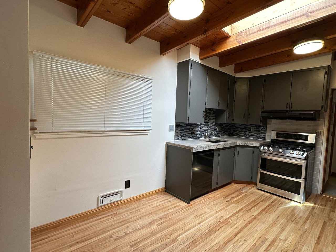 1938 San Ildefonso Rd - Photo 4 of 41