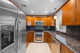 1614 Ne 11th Ave - Photo 1 of 1