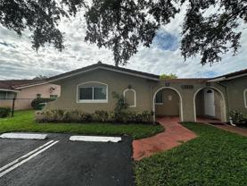 10620 Nw 37th St #E - Photo 1 of 1
