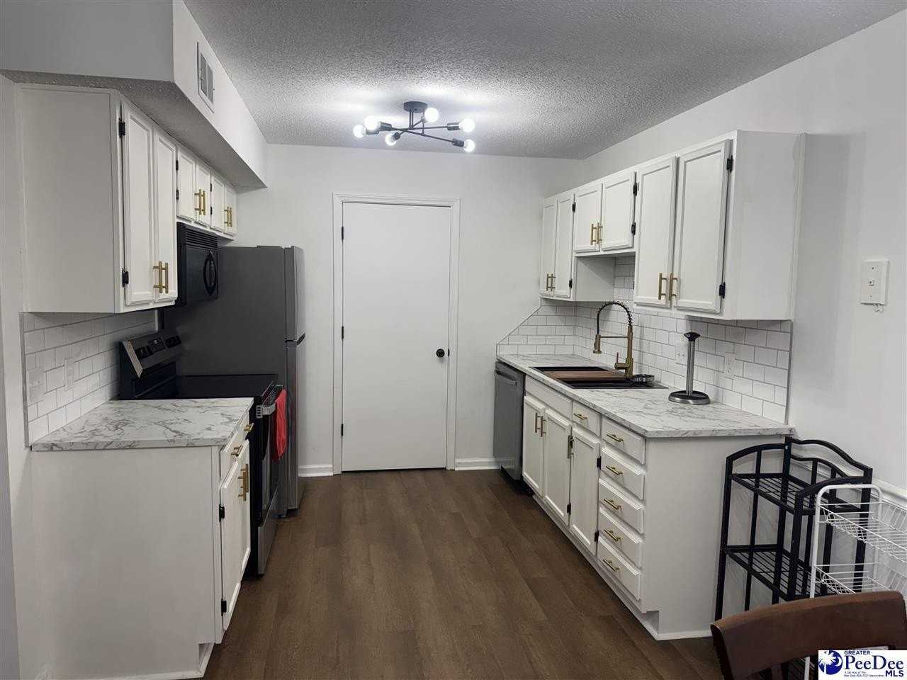 1219 Brittany Dr Apt H - Photo 2 of 12