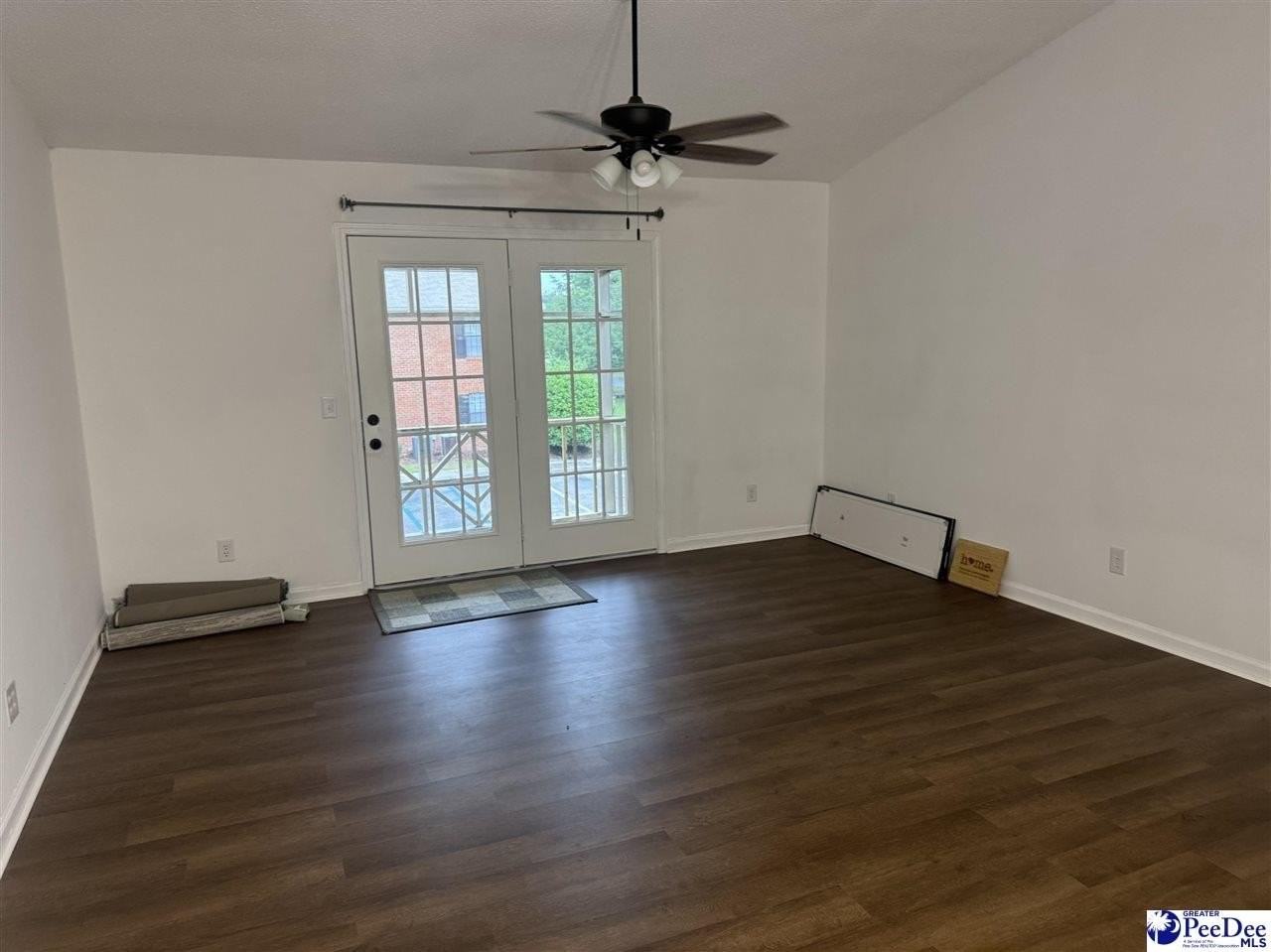 1219 Brittany Dr Apt H - Photo 6 of 12