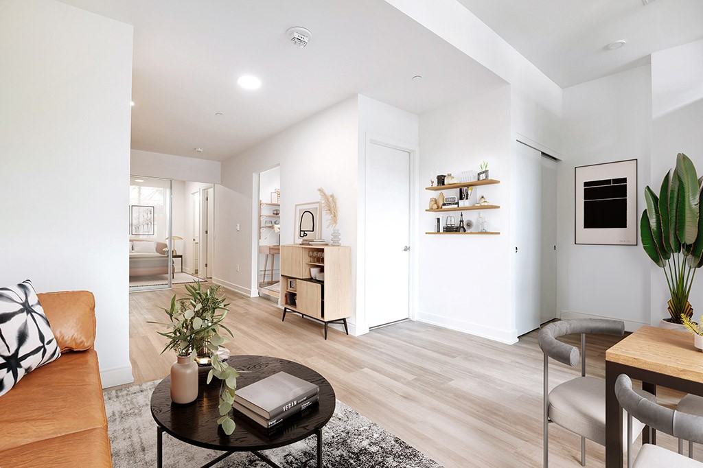 Fifth + Bank - Photo 5 of 36