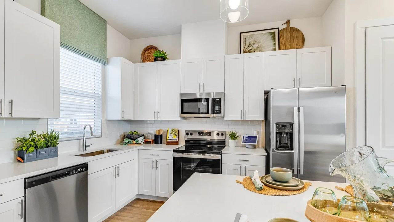 S Buddy Hayes Blvd #4007 - Photo 5 of 8