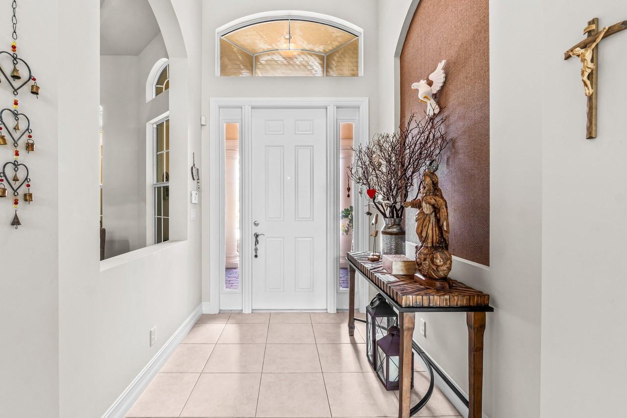 114 Carmela Court - Photo 3 of 50