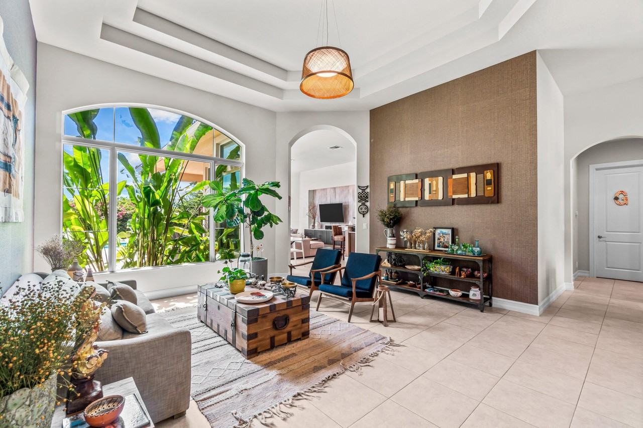 114 Carmela Court - Photo 5 of 50