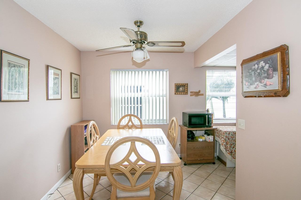 39 Burgundy A - Photo 4 of 17