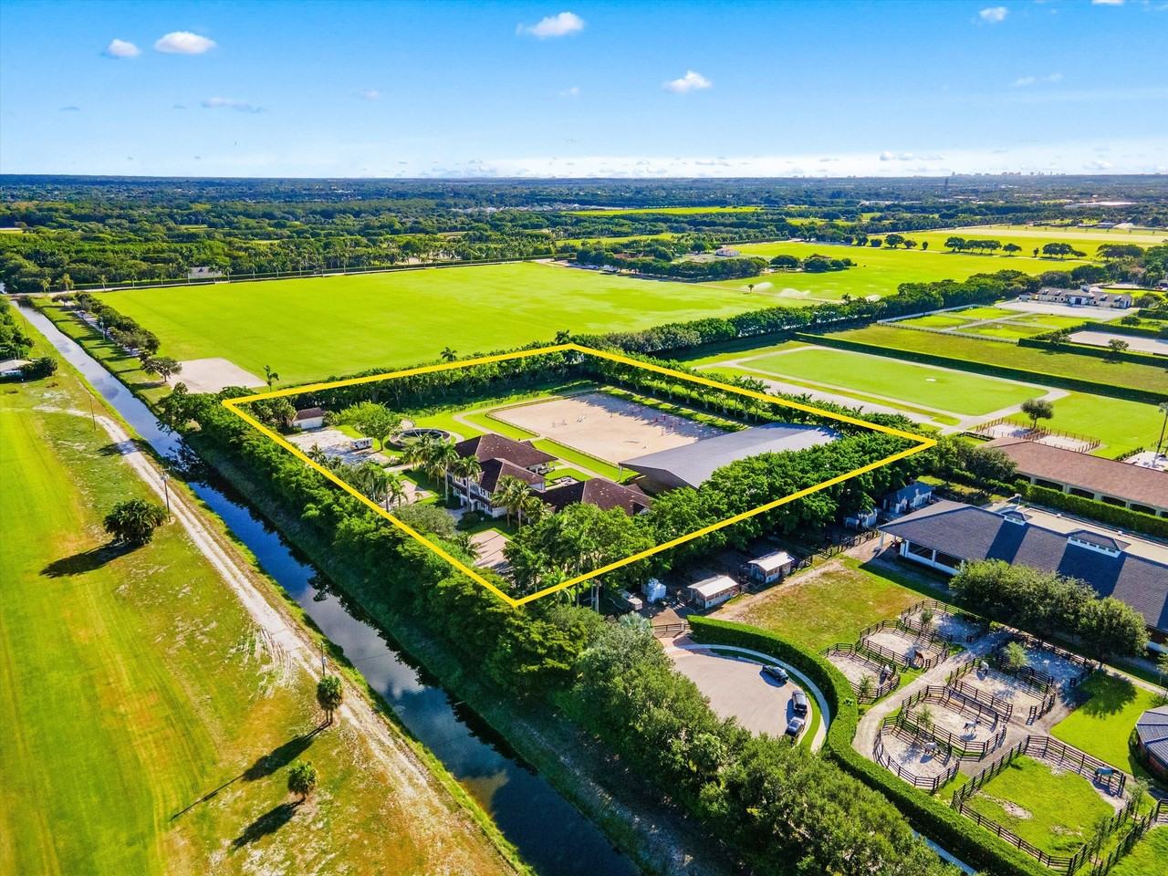 12995 Via Christina - Photo 3 of 29